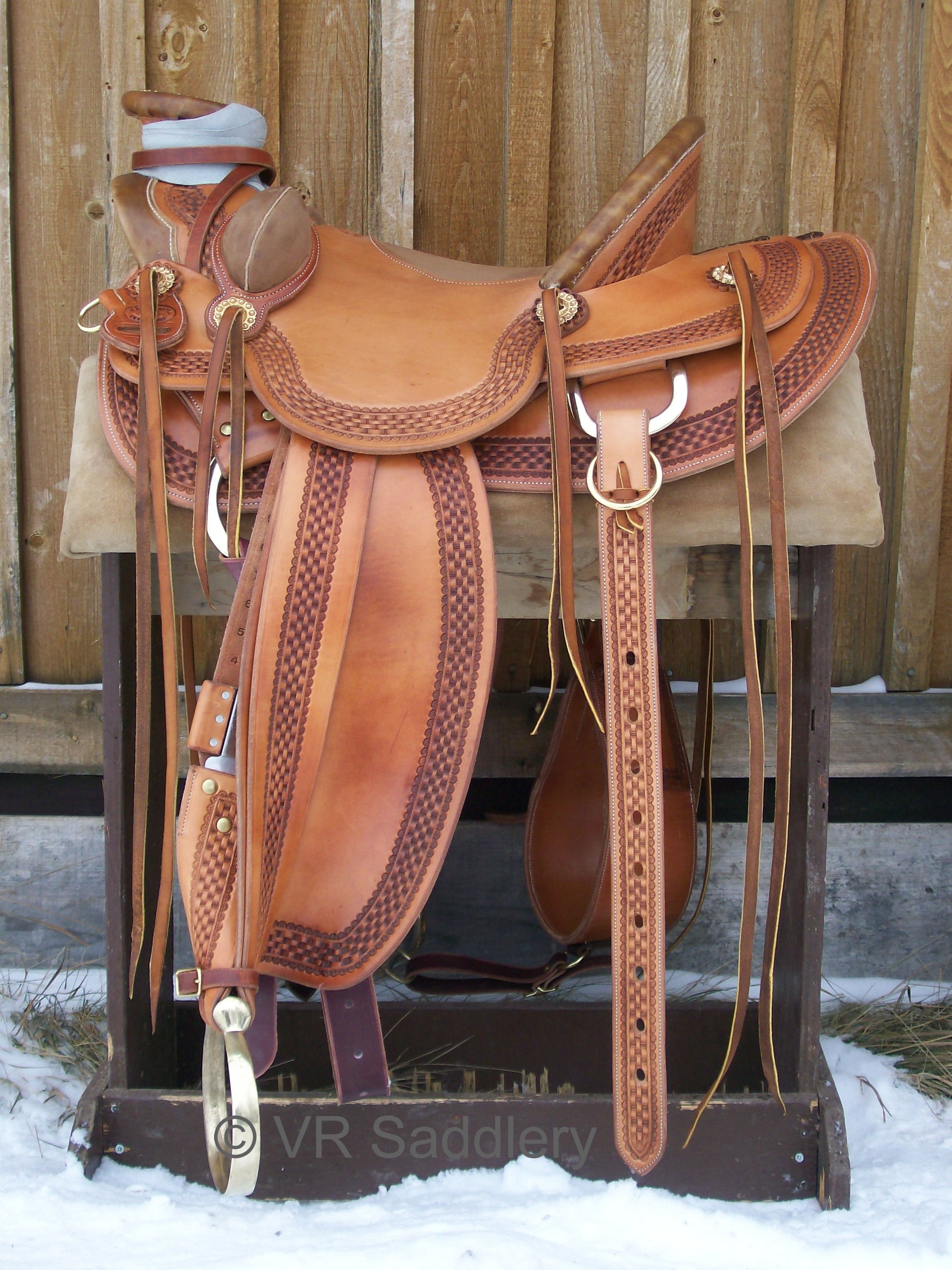 VR SaddleryCustom western saddle